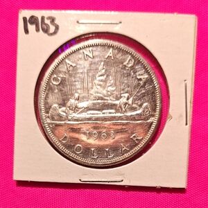 Silver Canadian 1963 1 Dollar